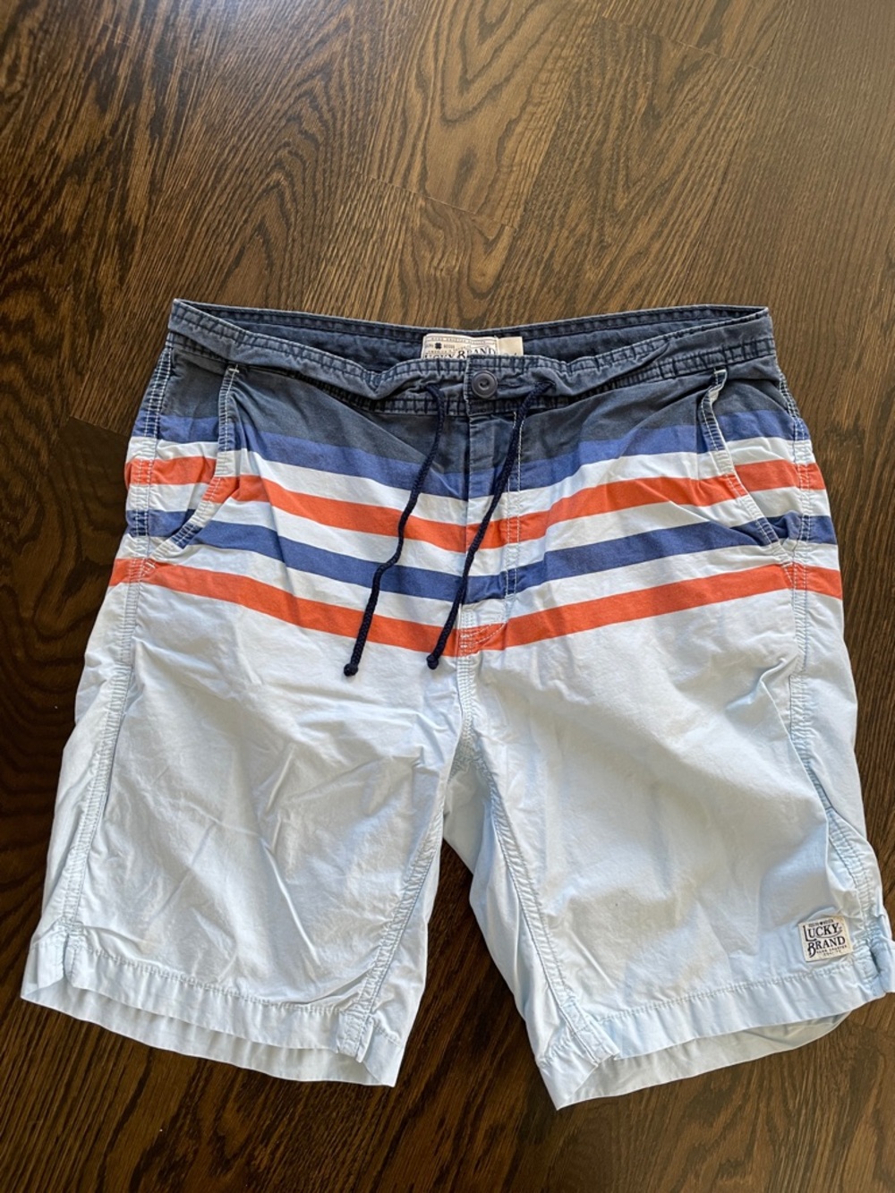 Lucky Brand board shorts size 34
